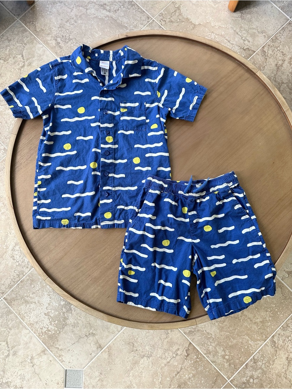 Hanna Andersson Boys 2-Piece Shirt & Shorts Set, Size 10 / 140 cm